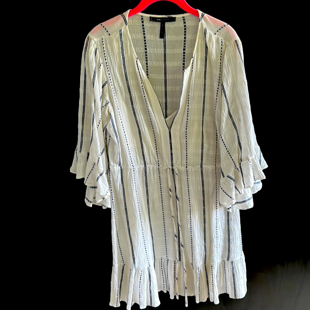 BCBG medium. Selling due to weight loss. White with stripes. Summer vibes